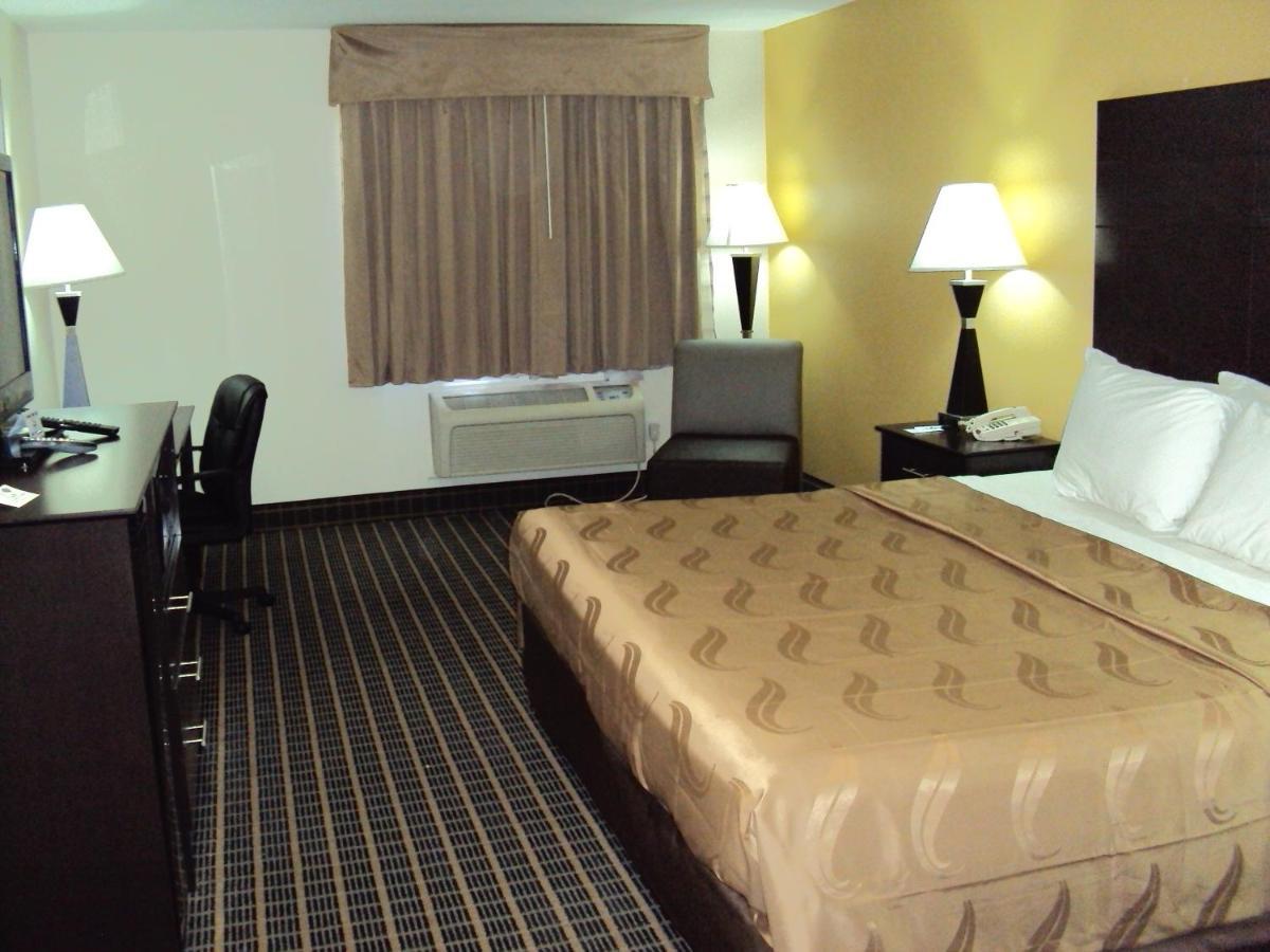 Quality Inn Carbondale University Area Esterno foto