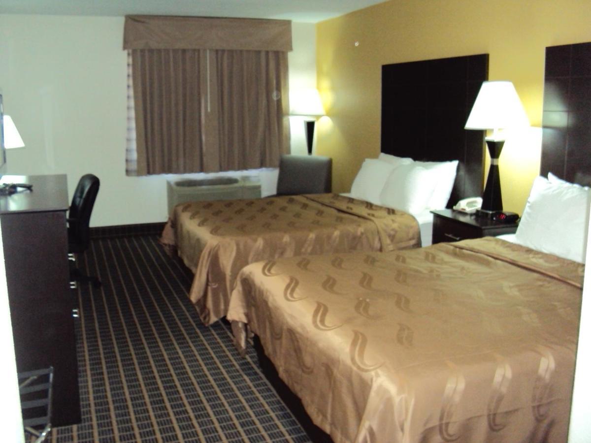 Quality Inn Carbondale University Area Esterno foto