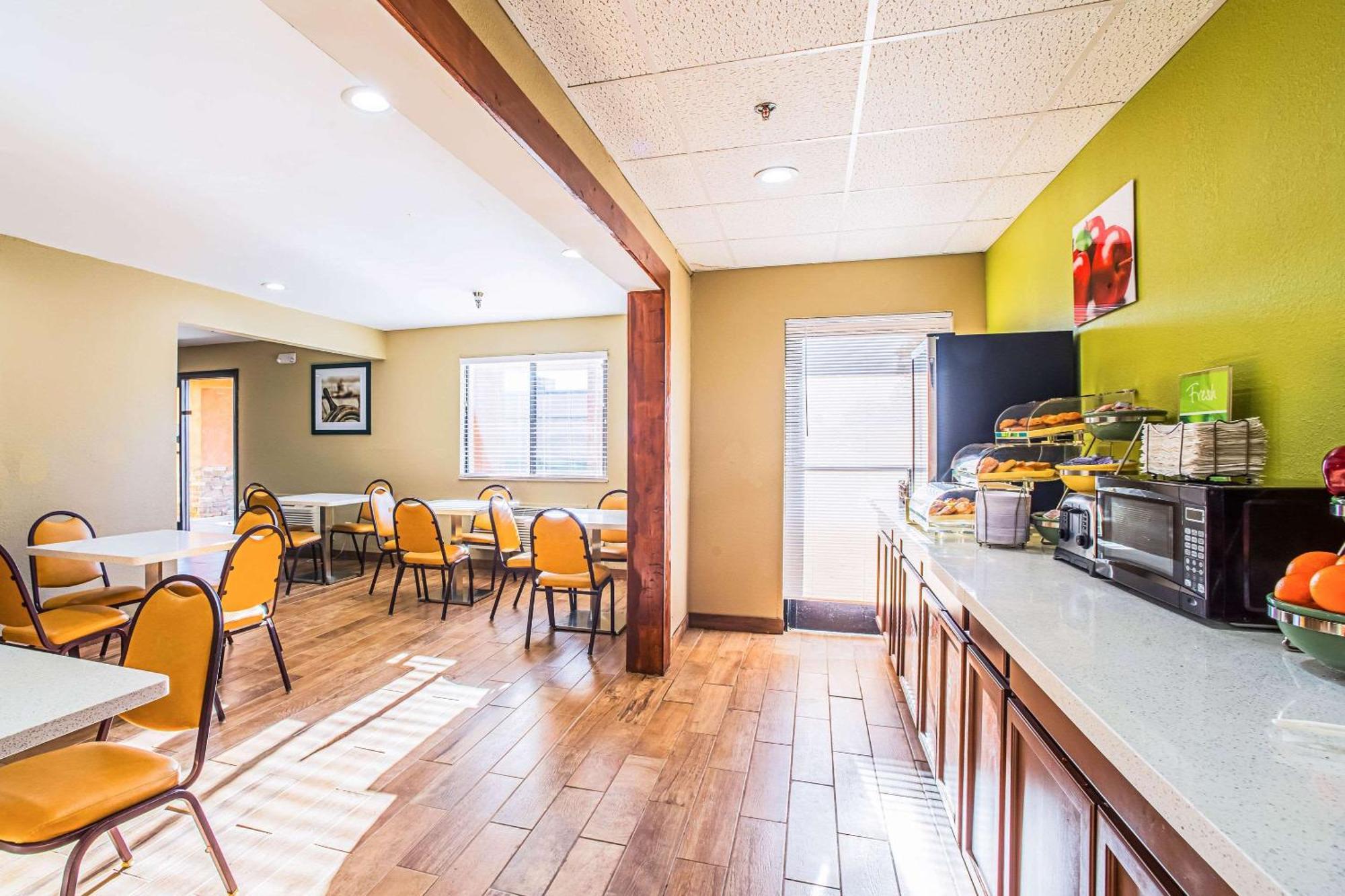 Quality Inn Carbondale University Area Esterno foto